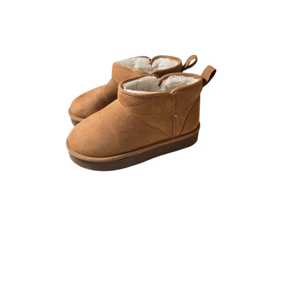 N/A cozy chestnut